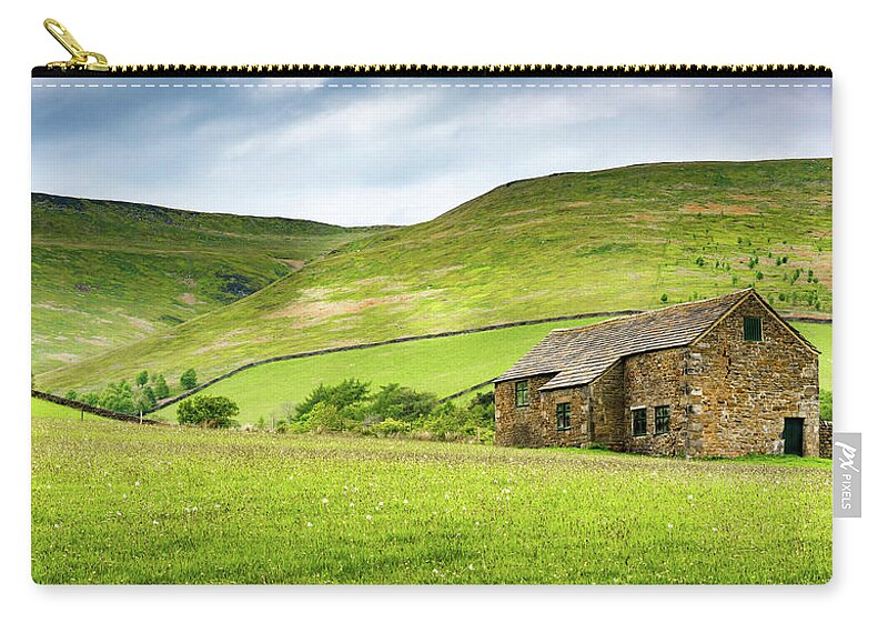 Peak District Zip Pouch featuring the photograph Peak Farm by Nick Bywater