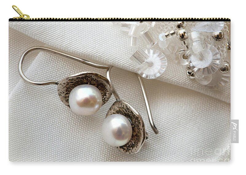 Pair Zip Pouch featuring the photograph Pearl Earrings by Rick Piper Photography
