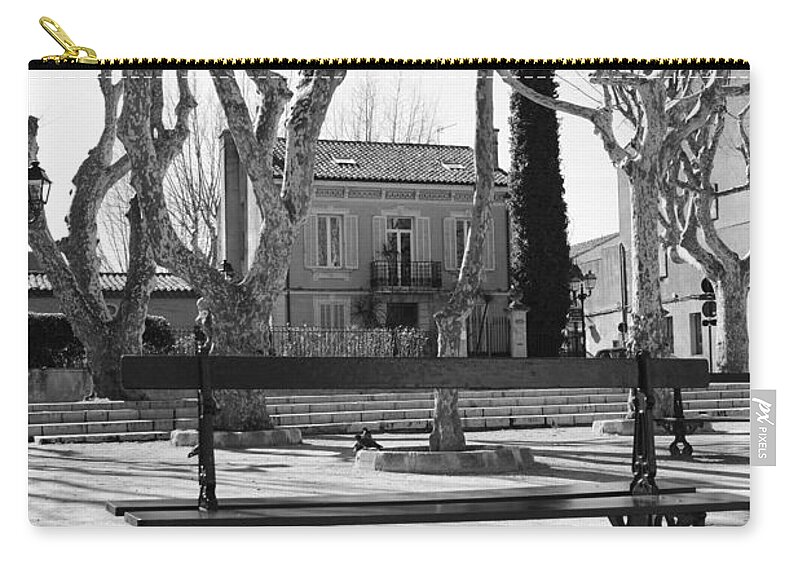 Saint-tropez Zip Pouch featuring the photograph Place des Lices Saint - Tropez by Tom Vandenhende