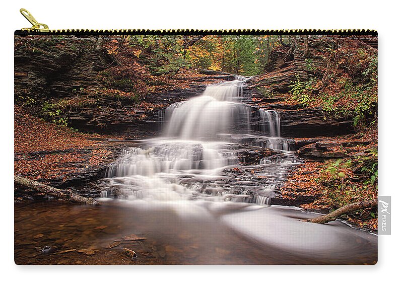 Landscape Zip Pouch featuring the photograph Ricketts by Rob Dietrich