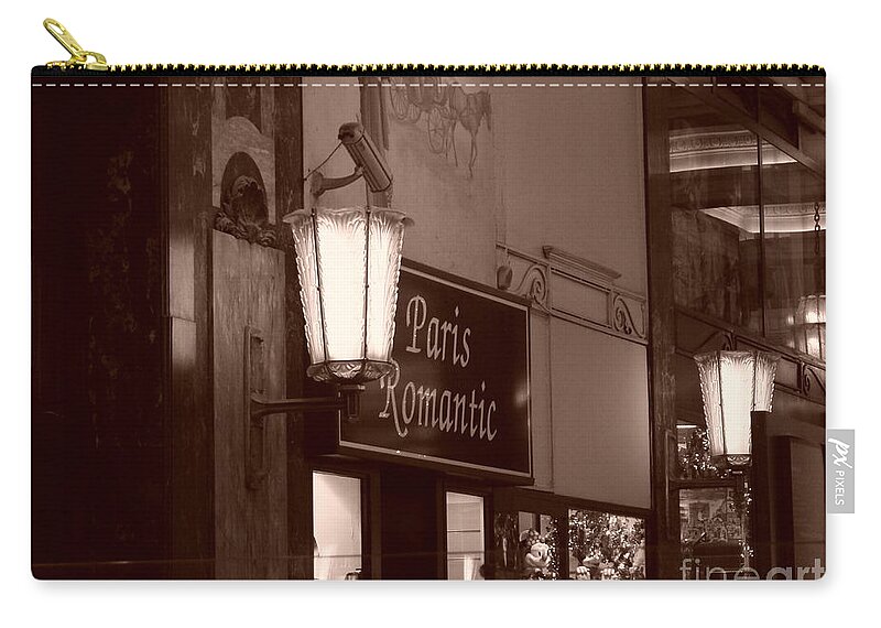 Paris Zip Pouch featuring the photograph Romantica Parigi by Tiziana Maniezzo