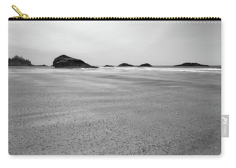 Landscape Zip Pouch featuring the photograph Schooner Cove Horizon Black and White by Allan Van Gasbeck