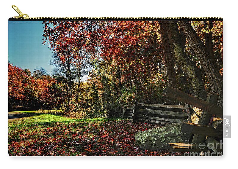 Skyline Drive Zip Pouch featuring the photograph Shenandoah Fall by Randy Rogers