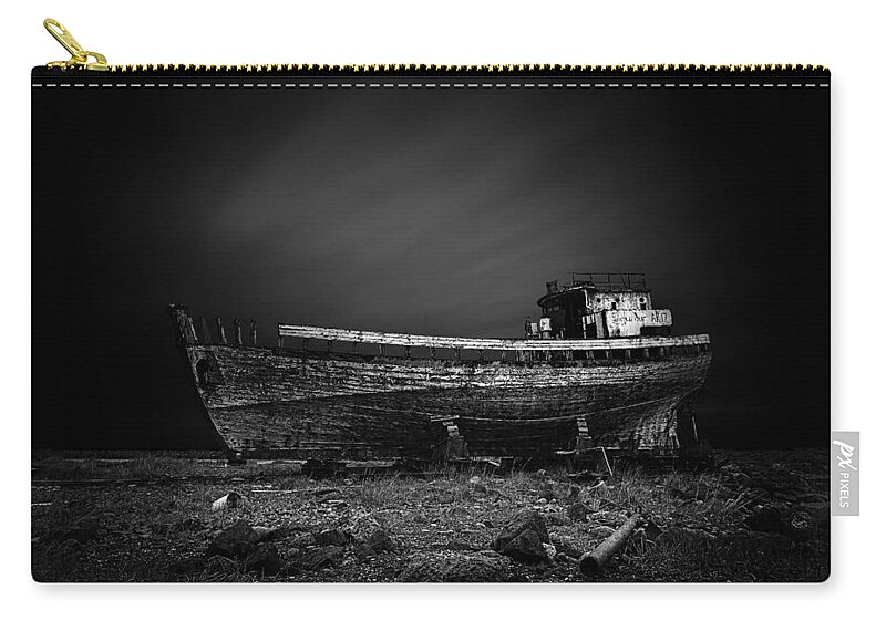 Iceland Zip Pouch featuring the photograph Sigurdur AK17 by Ian Good