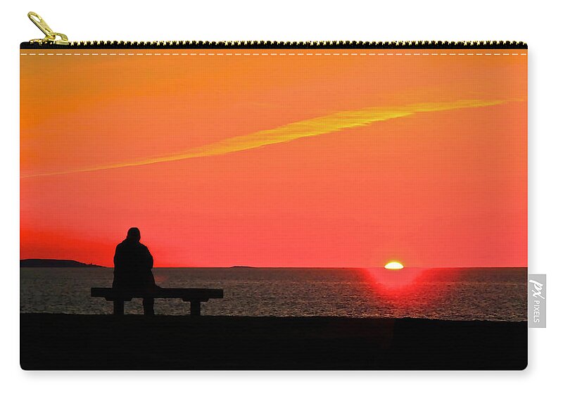 Pemaquid Point Lighthouse Zip Pouch featuring the photograph Solitude at Sunrise by Don Mercer