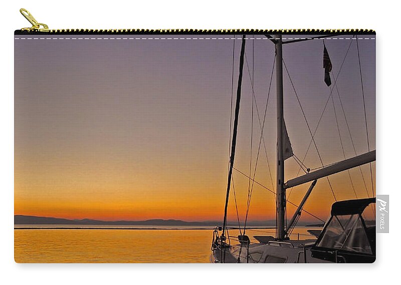 North America Zip Pouch featuring the photograph Somewhere beyond the Sea ... by Juergen Weiss