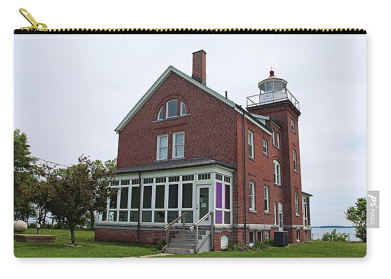 Put-in-bay Zip Pouch featuring the photograph South Bass Island Lighthouse- horizontal by Michiale Schneider