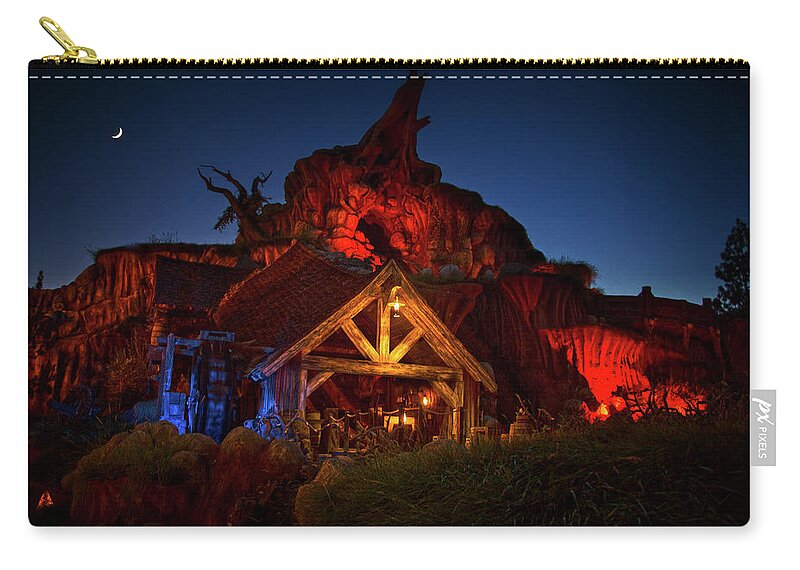 Magic Kingdom Zip Pouch featuring the photograph Splash Mountain by Mark Andrew Thomas