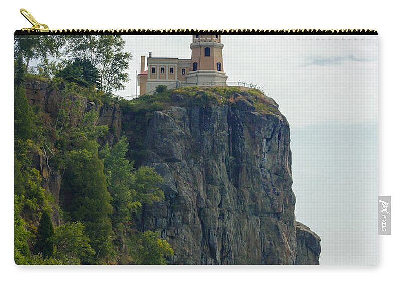 Duluth Zip Pouch featuring the photograph Split Rock Lightouse by Penny Meyers