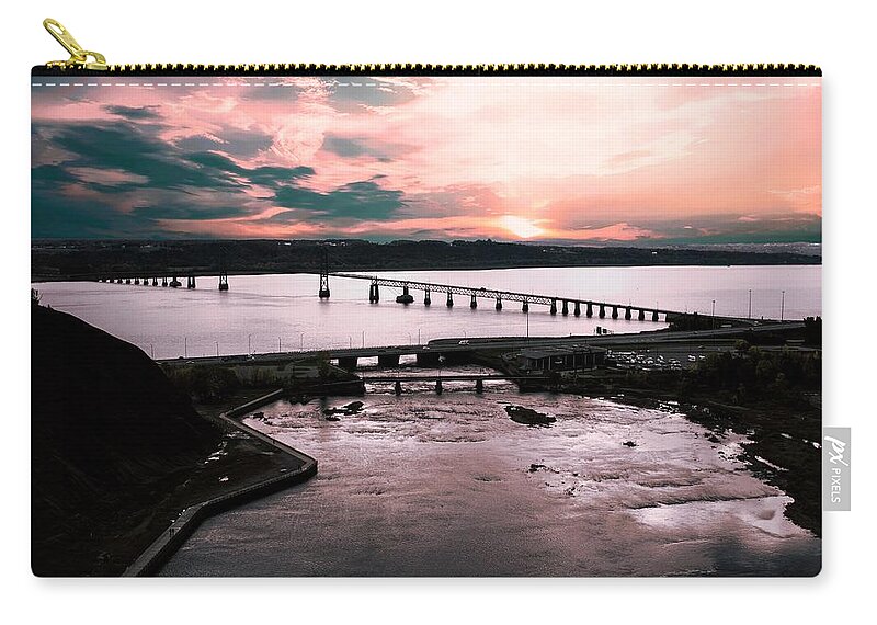 St. Lawrence River Zip Pouch featuring the photograph St. Lawrence Sunset by G Lamar Yancy