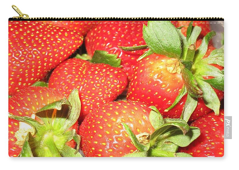 Strawberry Zip Pouch featuring the photograph Strawberryfield by Rosita Larsson