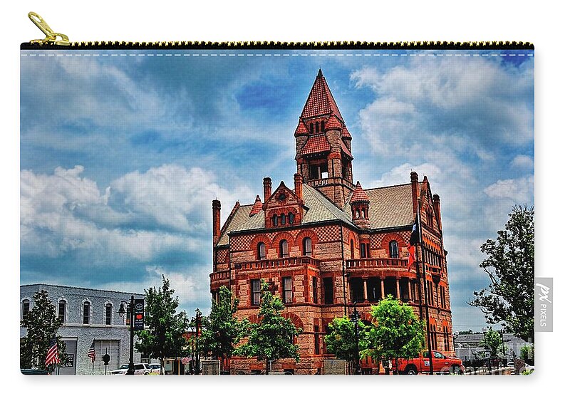 Texas Zip Pouch featuring the photograph Sulphur Springs Courthouse by Diana Mary Sharpton