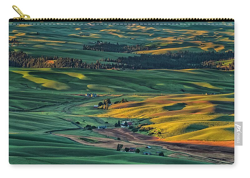 Palouse Zip Pouch featuring the photograph Sunrise in the Palouse by Peggy Blackwell