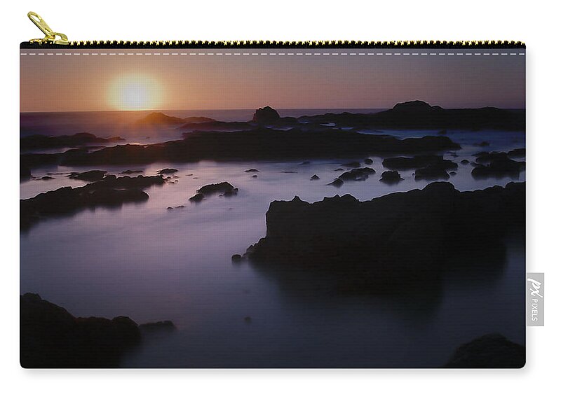 Pacific Zip Pouch featuring the photograph Sunset Bean Hollow State Beach California by Lawrence Knutsson