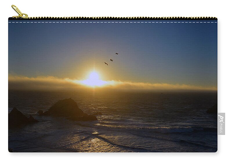 Photo Zip Pouch featuring the photograph Sunset in San Francisco by Dragan Kudjerski