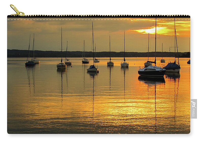 Sunset Zip Pouch featuring the photograph Sunshining by Cesar Vieira