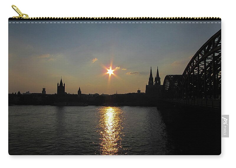 Cologne Zip Pouch featuring the photograph Sunuset by Cesar Vieira