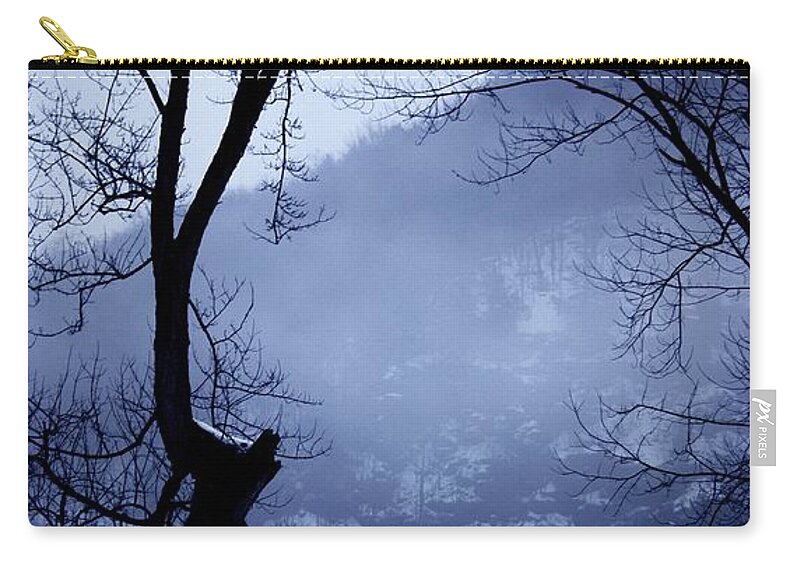 Falls Pennsylvania Zip Pouch featuring the photograph Susquehanna Dreamin... by Arthur Miller