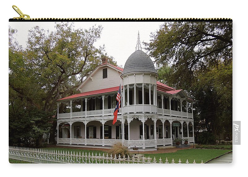 Gruene Mansion Inn Zip Pouch featuring the photograph Texas Charmer by Gordon Beck