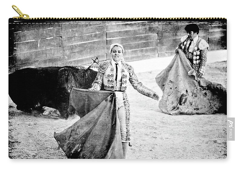 Pictorial Zip Pouch featuring the photograph The Blonde, the bull and the Coup de Gras Bullfight by Jennifer Wright