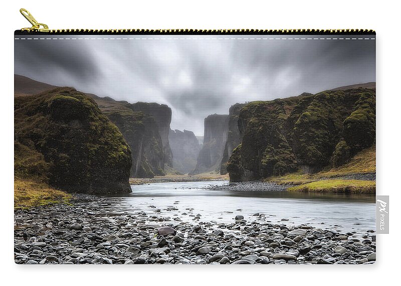 Iceland Zip Pouch featuring the photograph The entrance by Jorge Maia