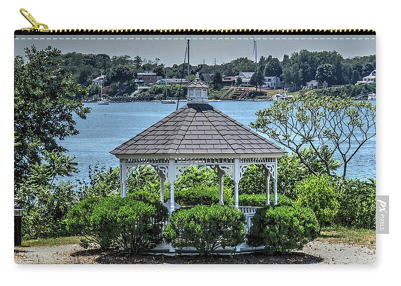 Usa Zip Pouch featuring the photograph The Gazebo by Tom Prendergast