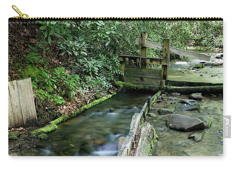 Race Zip Pouch featuring the photograph The Race by Nicholas Blackwell