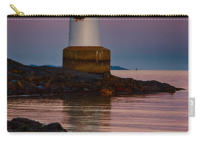 Salem Zip Pouch featuring the photograph Tide coming in at Winter Island Lighthouse by Jeff Folger