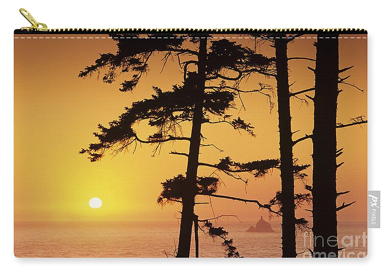 Afternoon Zip Pouch featuring the photograph Tillamook Rock Lighthouse by Greg Vaughn - Printscapes