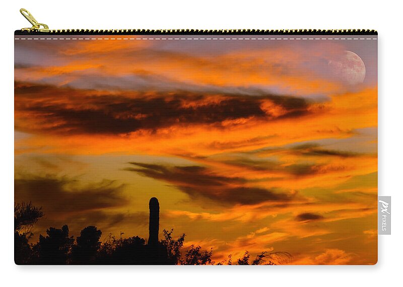 Moon.sunset Zip Pouch featuring the photograph Transition by Mark Myhaver