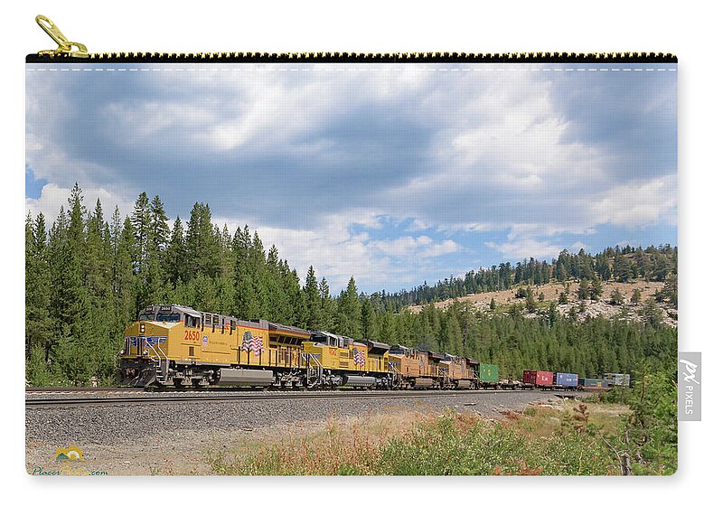 Donner Pass Zip Pouch featuring the photograph UP2650 westbound from Donner Pass by Jim Thompson