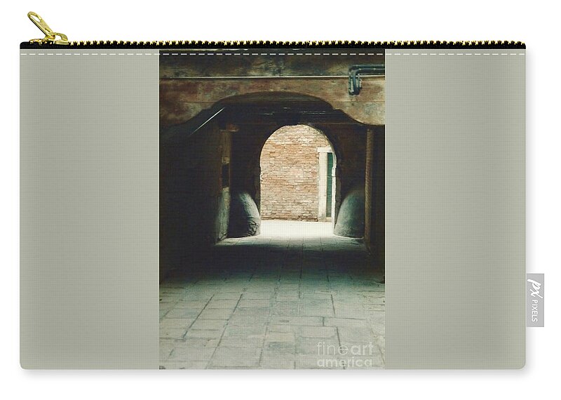 Venice Shadows Mysterious Zip Pouch featuring the photograph Venice Arch by J Doyne Miller
