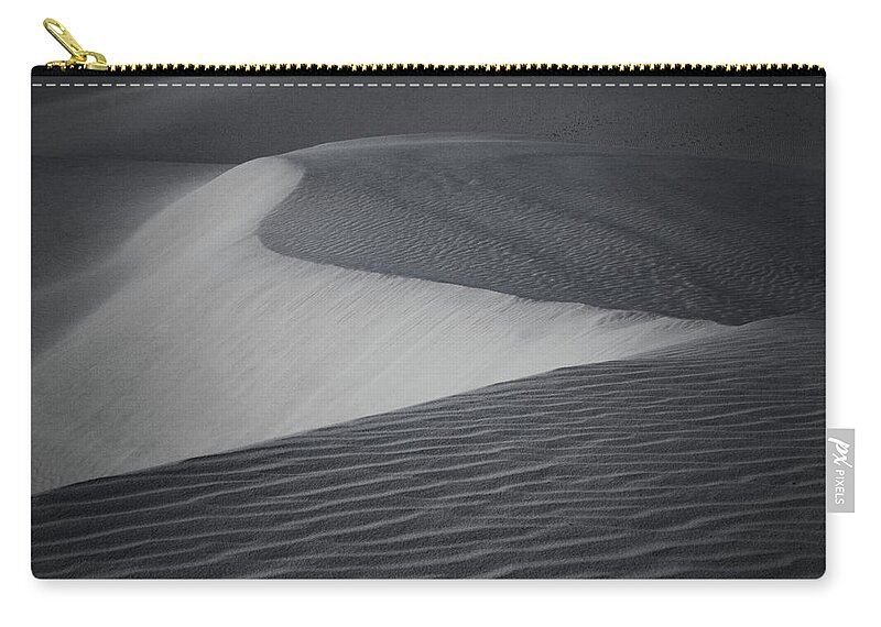 White Sands National Monument Zip Pouch featuring the photograph White Sands Curves 2 by Joe Kopp