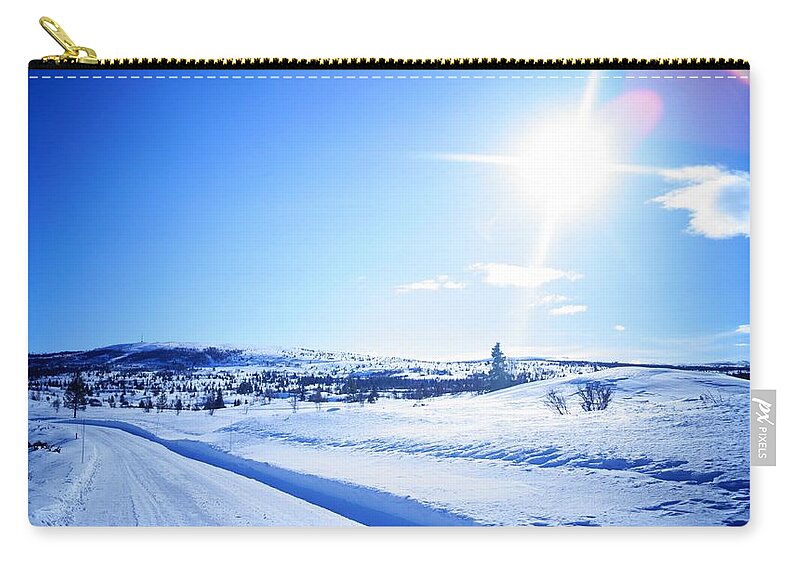 Valdres Zip Pouch featuring the photograph Winter Scenery by Takaaki Yoshikawa