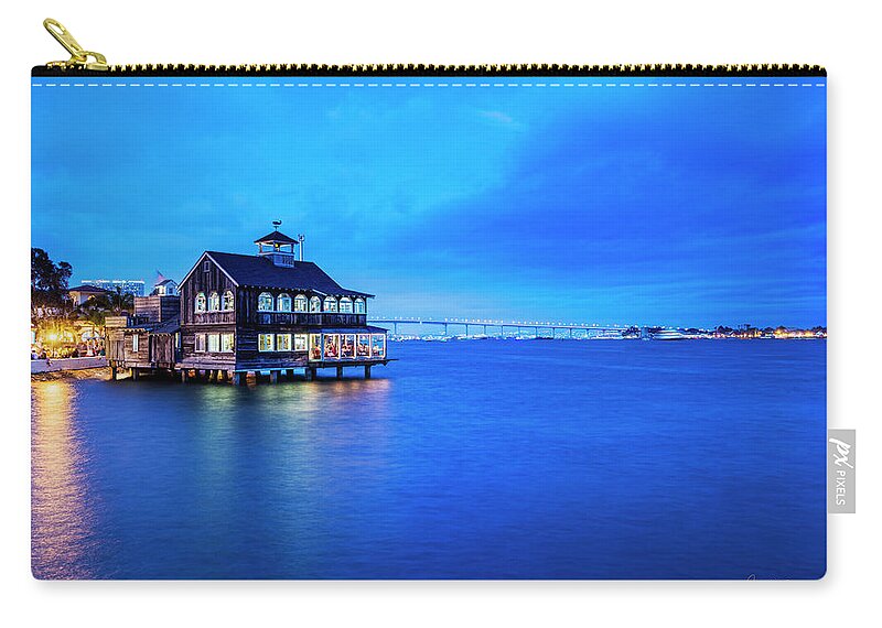 Waterside Zip Pouch featuring the photograph Dinner on the Bay #2 by Dan McGeorge