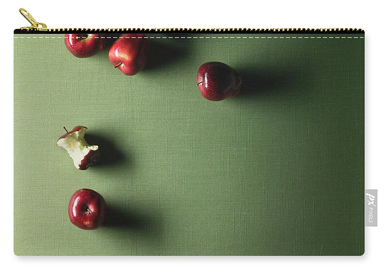 Sparse Zip Pouch featuring the photograph Organic Apples #1 by Monica Rodriguez