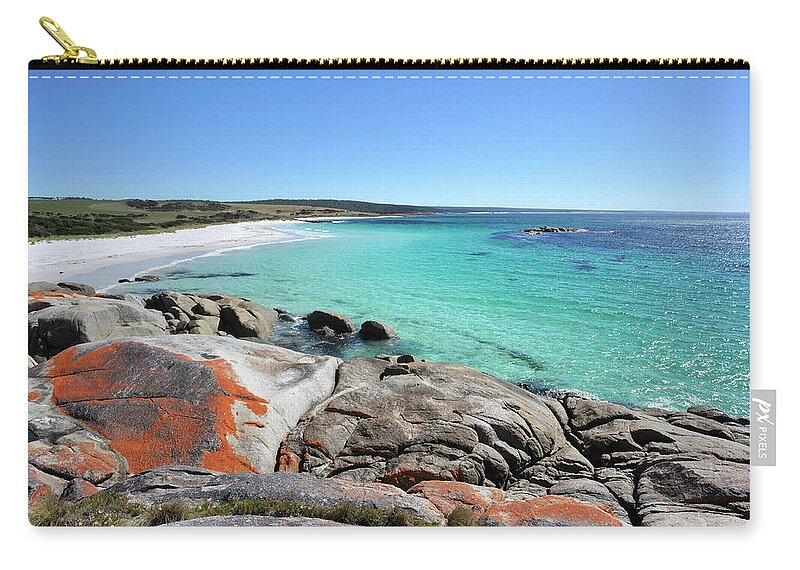 Scenics Zip Pouch featuring the photograph A Stunning Landscape Of Bay Of Fires by Keiichihiki