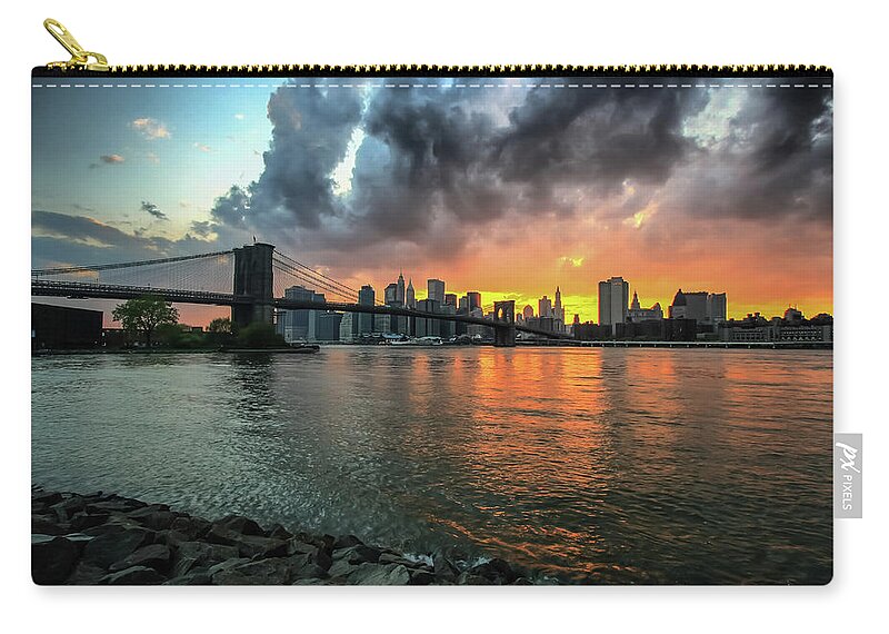 Standing Water Zip Pouch featuring the photograph Brooklyn Bridge And Lower Manhattan by Enzo Figueres