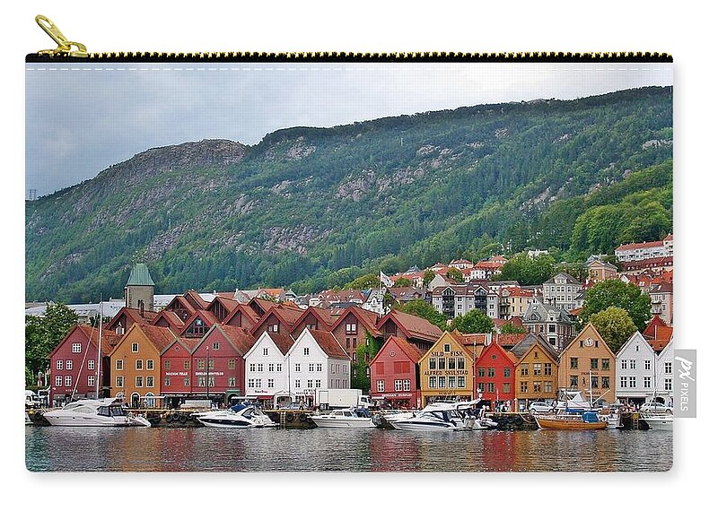 Tranquility Zip Pouch featuring the photograph Bryggen by Kdg