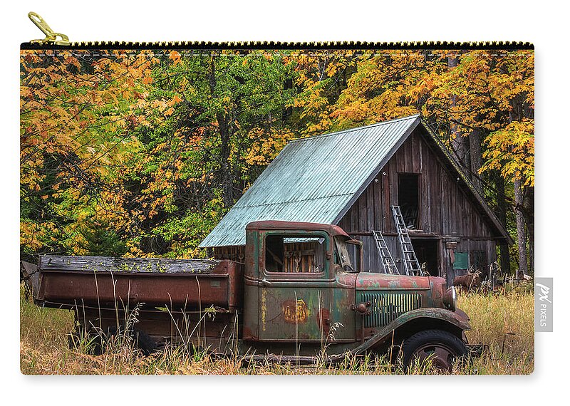 Bucker Orchard Zip Pouch featuring the photograph Buckner Orchard by Mark Kiver