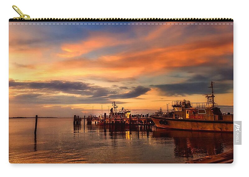 Charleston Carry-all Pouch featuring the photograph Charleston Dawn by Jack Wilson
