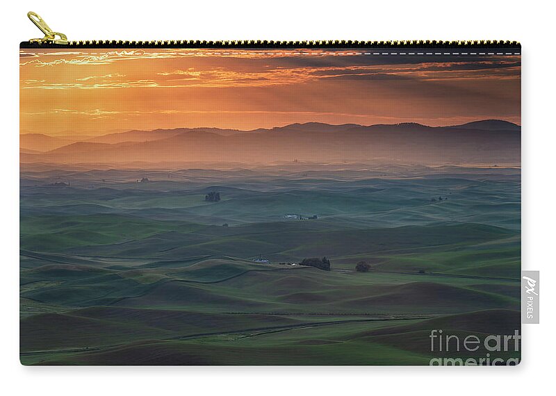 Palouse Zip Pouch featuring the photograph Dawn Rays over the Palouse by Michael Dawson