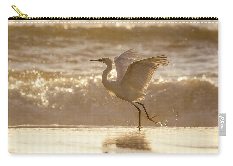 Snowy Egret Zip Pouch featuring the photograph Egret At The Beach On A Sunny Morning by Steven Sparks