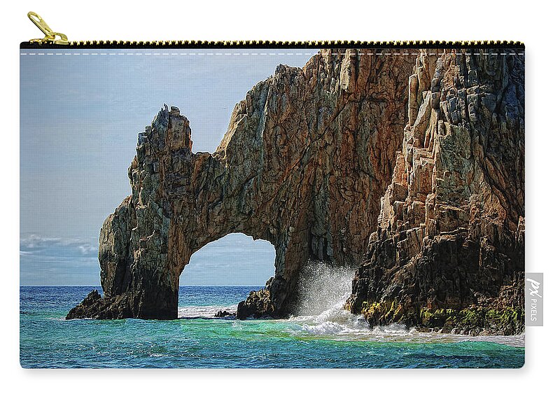 Scenics Zip Pouch featuring the photograph El Arco De Cabo San Lucas by Www.infinitahighway.com.br