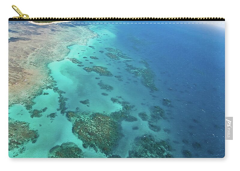 Water's Edge Zip Pouch featuring the photograph Flying Over Green Island by Ippei Naoi