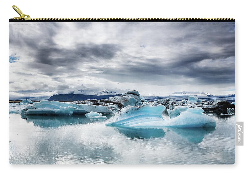 Tranquility Zip Pouch featuring the photograph Glacier Lagoon Jökulsárlón, Southern by © Pall Gudonsson; Pallgudjonsson.zenfolio.com
