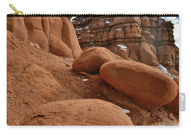 Highway 24 Zip Pouch featuring the photograph Goblin Boulders near Hanksville Utah by Ray Mathis