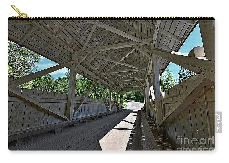 Covered Bridge Zip Pouch featuring the photograph Greenbanks Hollow by Steve Brown