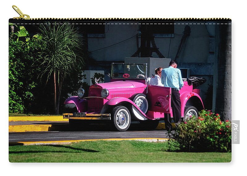 Havana Cuba Zip Pouch featuring the photograph Havana Taxi by Tom Singleton