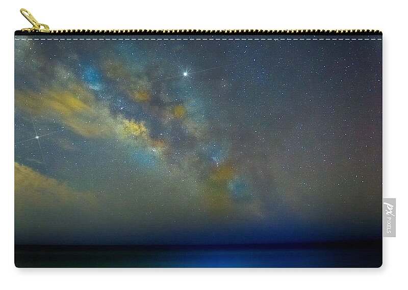 Florida Carry-all Pouch featuring the photograph Milky Way by Richard Gehlbach